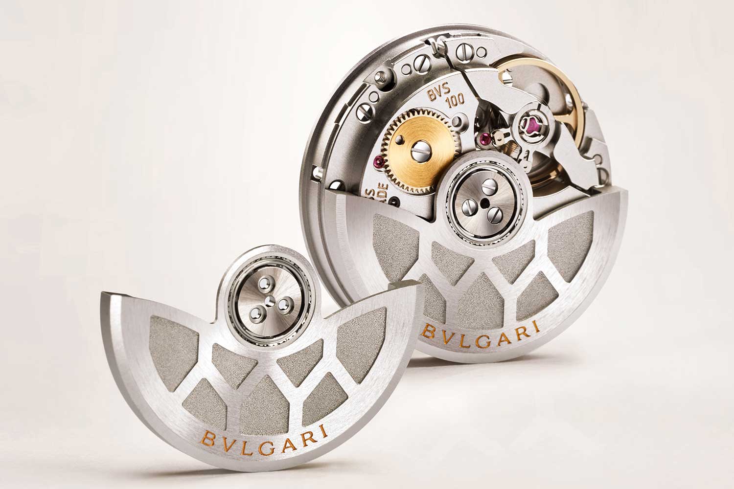 Bvlgari's in-house automatic caliber Lady Solotempo BVS 100
