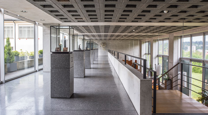 Corum manufacture inside