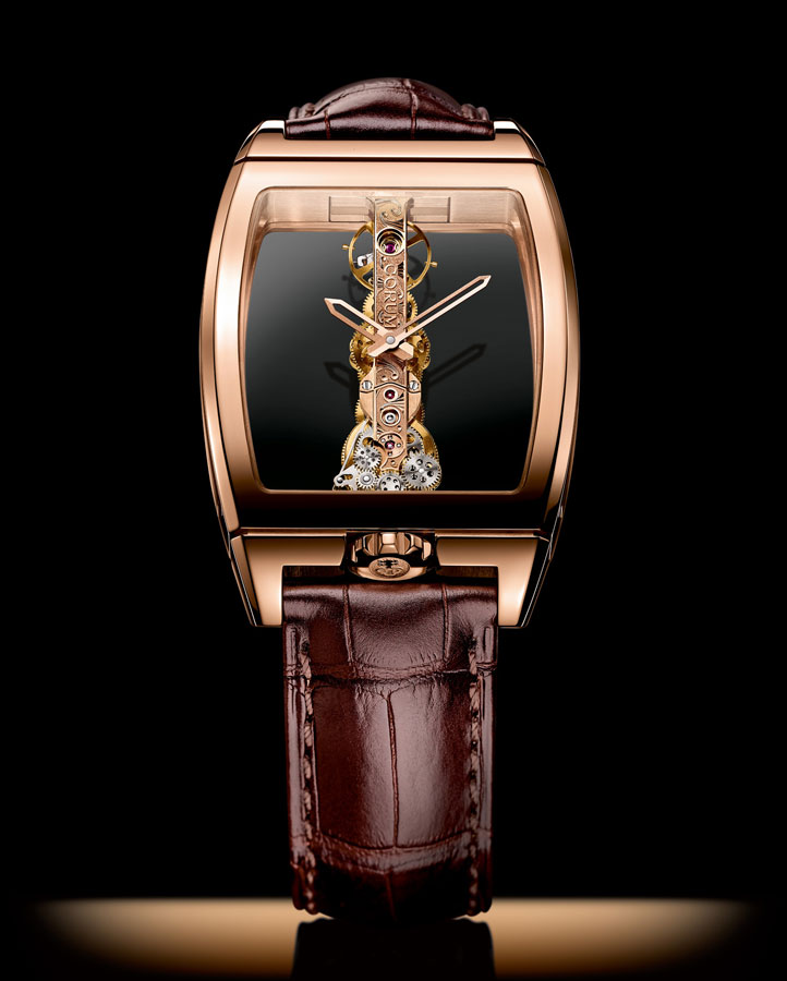 Corum modern Golden Bridge